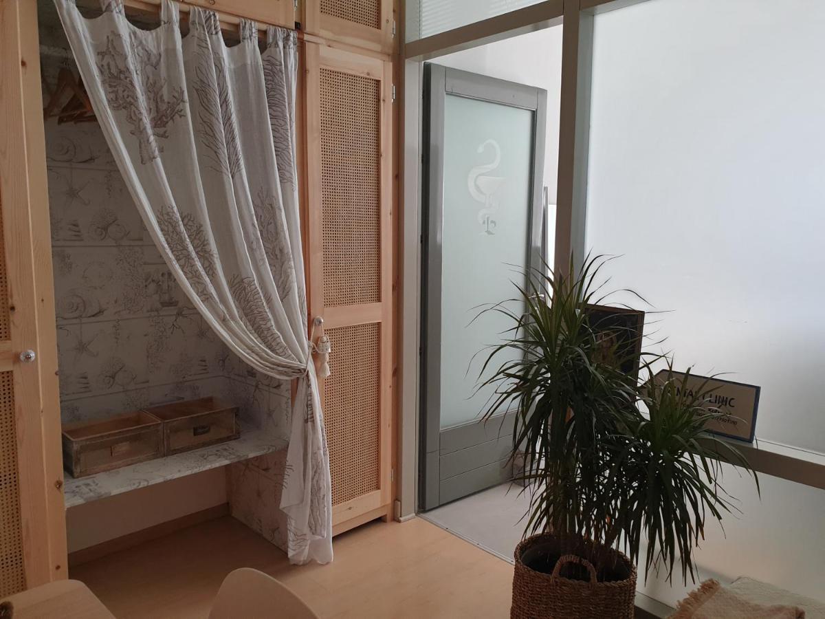 Aretousa Deluxe Downtown Apartment Szkála Kültér fotó
