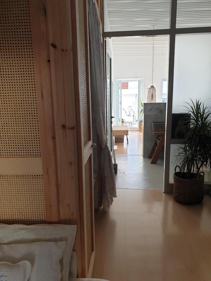 Aretousa Deluxe Downtown Apartment Szkála Kültér fotó